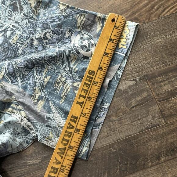 NWT Reyn Spooner Marvel Avengers Assemble Camp Button Up S/S Shirt Mens 2XL Dad - Picture 12 of 12